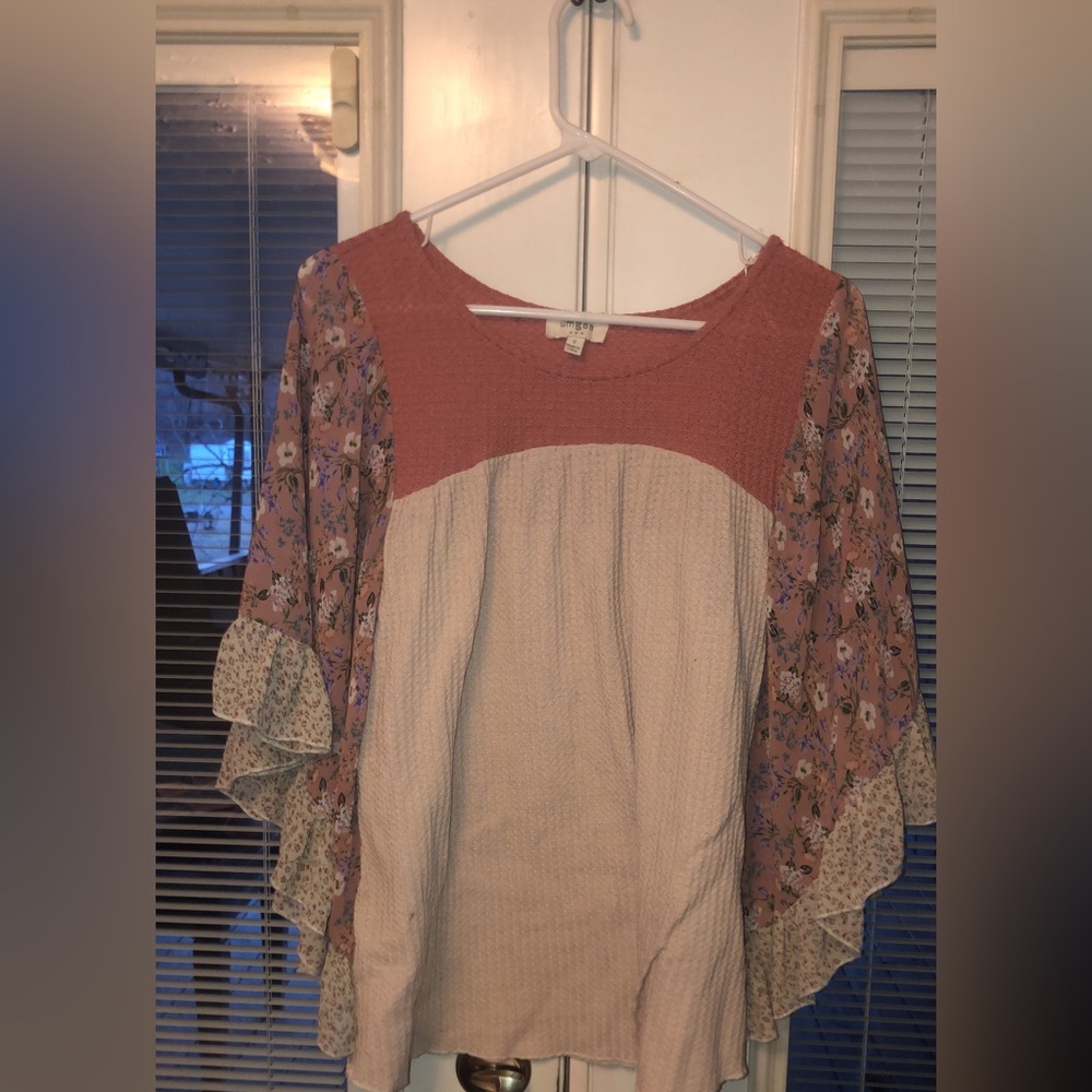 Umgea USA flow sleeve shirt size small